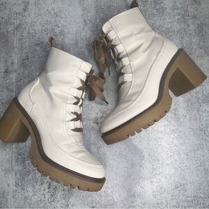 Universal thread cream heeled boots size zip women’s size 7.5